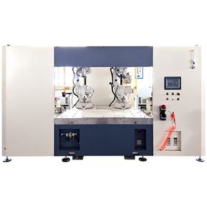Nueva Máquina de Soldadura Ultrasónica Automática de Doble Brazo Robótico de 35KHz con Accionamiento Neumático/Servo para Paneles de Moldura de Pilares de Automóviles - Product Image 1