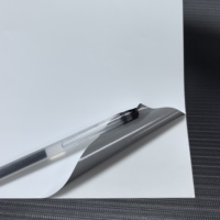 Vinyle Adhésif Premium Imprimable Qualité Professionnelle 0,08 mm en PVC avec Technologie Air-Release et Colle Grise Repositionnable pour Habillage Complet de Véhicules