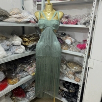 Robe de soirée dos nu à franges pour femme, col en V profond, coupe ajustée, style célébrité pour le tapis rouge