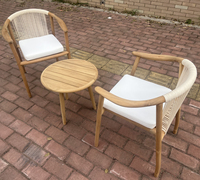 Ensemble de salon de jardin 3 pièces en teck résistant aux UV avec table et chaises en corde tressée pour balcon