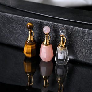 จี้ขวดน้ำหอมคริสตัลขัดเงาหินบำบัดขายส่ง - Product Image 4