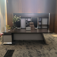 Mobilier de bureau luxueux Bureau de direction en MDF en L Gestionnaire de poste de travail unique Solutions de bureau pour PDG Ensemble de table Bureau de bureau
