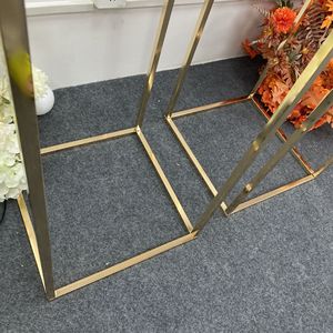 High-quality <b>Wedding</b> Props Large Golden square <b>Frame</b> Road Guide Iron <b>Frame</b> Geometric Romantic Metal Flower Stand - Product Image 3