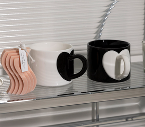Wholesale 2026 New Heart Handle Mug, Customizable INS Style <b>Ceramic</b> Coffee <b>Cup</b> for Bulk Orders - Product Image 5