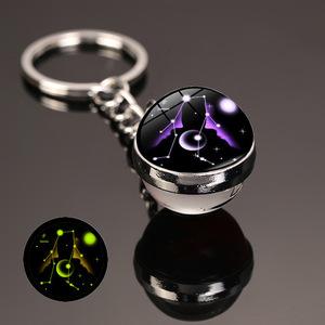 Moda luminosa <span class=keywords><strong>horóscopo</strong></span> bola de cristal colgante que brilla en la oscuridad 12 signo <span class=keywords><strong>del</strong></span> zodiaco llavero para Mujeres Hombres - Product Image 4