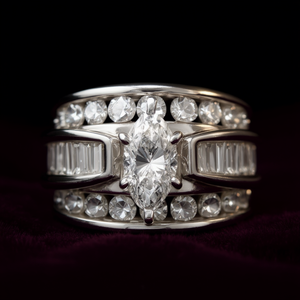 Bague de fiançailles en or blanc avec diamant naturel taille marquise et pierres latérales baguette et rondes, style classique pour femme Q433 - Product Image 2