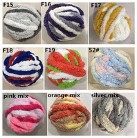 Supply Wholesale Bernat Design Chunky Vegan Chenille Yarn 7 Jumbo for Blanket Scarf Dog Cat Bed