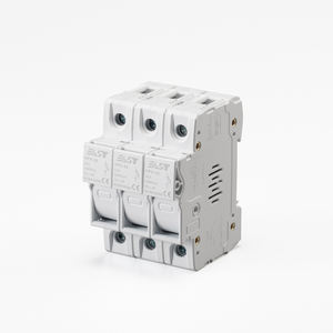 Conjunto de Fusible y Portafusibles EAST 20KA 10x 38mm 1-32A DC 1000V con Certificación CE 3P - Product Image 1