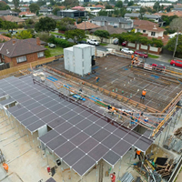 Coffrage de table réglable en acier pour dalle de béton avec étais de soutènement robustes pour chantier de construction