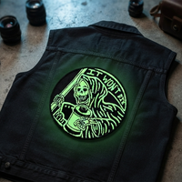 Patch brodé personnalisé phosphorescent en gros avec motif floral, conception thermocollante et badges brodés avec logo pour vêtements
