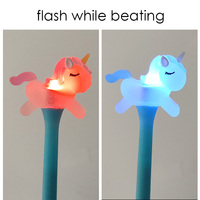 FOSKA Leuke Cadeaus Schattige Lichtgevende Eenhoorn 0.7 mm LED Lichtgevende Fancy Gelpen voor Kantoor Thuis Studenten Cadeau met Duidelijke Schrijfstijl