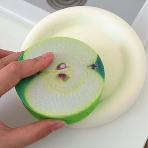 Esponja de Limpieza Baisenjie Divertida y Duradera, Anti-rayaduras, Reutilizable, con Diseño de Frutas, para Lavar Platos, Absorbe del 500% al 750% de Agua - Product Image 3