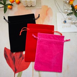 กระเป๋าผ้ากำมะหยี่สีสันสดใสหรูหราสำหรับใส่เครื่องประดับ  แบบมีเชือกผูก  สำหรับใส่ของขวัญหรือเครื่องสำอาง  ลดราคาพิเศษ - Product Image 2