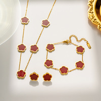 Populaire Fleur Charme Collier Bracelet Boucle D'oreille Ensemble En Acier Inoxydable 18k Blanc Shell Vert Noir Rouge Cinq Feuilles Trèfle Collier