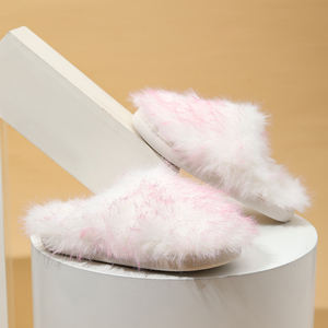 Peluche Suave para Invierno/Otoño con Suela de TPR, Diseño Completamente Envuelto para Mayor Comodidad y Calor, Patrón de Nieve Biónico - Product Image 5