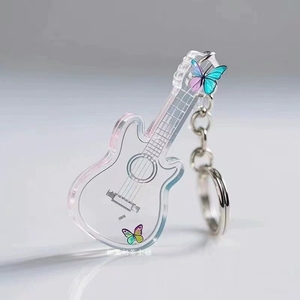 Llavero transparente de guitarra al por mayor con colgante de mariposa y rosa para bolso - Product Image 4