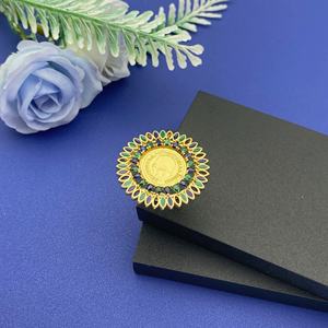 <span class=keywords><strong>Grossiste</strong></span> Flora Ensemble exquis de bracelets et bagues en laiton plaqué or et zircon pour mariages fêtes Nouveau design Cadeau de mariée - Product Image 6