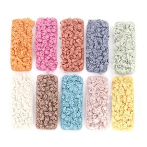 مجموعة مشابك شعر عصرية متنوعة للنساء والفتيات على كارت، إكسسوارات شعر من الفرو، دبابيس شعر معدنية ومشبك شعر لؤلؤي - Product Image 4