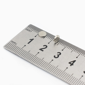 D5mm Magnete <span class=keywords><strong>Mini</strong></span> <span class=keywords><strong>Aimants</strong></span> À Disque Rond 5x1mm Ronde Circulaire Imane 5mm x 1mm N35 Aimant À Disque Permanent NdFeB N50 N52 5*1mm Aimant - Product Image 2