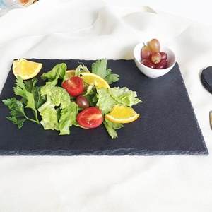 <span class=keywords><strong>Planche</strong></span> à fromage en <span class=keywords><strong>ardoise</strong></span> noire à bord naturel écologique pour la cuisine, la salle à manger, le gâteau, la viande et l'apéritif. - Product Image 3