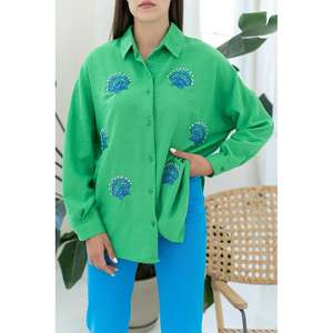 Polo Verde para Mujer con Bordado de Conchas Azules y Pedrería, 100% Algodón Tejido Transpirable - Product Image 2