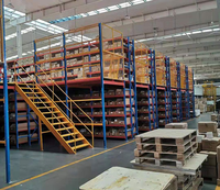 Plateforme en structure acier sur mesure, rayonnage industriel, stockage en entrepôt, système multi-niveaux avec revêtement en poudre
