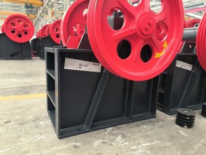 Новая щековая дробилка HongXing PE150*250 для первичного дробления с высококачественными и долговечными материалами для горнодобывающей промышленности, заводская цена - Product Image 3