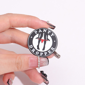 Spilla Smaltata con Frase Divertente 'No Farting', Distintivo da Bavero, Accessorio per Zaino e Vestiti, Regalo per Amici - Product Image 4