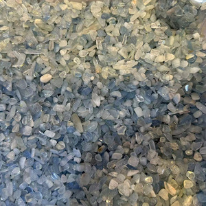 Cristales naturales de alta calidad, gravas, venta al por mayor, chips de <span class=keywords><strong>cristal</strong></span> de <span class=keywords><strong>Aguamarina</strong></span> azul cielo para regalo - Product Image 2
