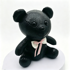 Oso de peluche negro minimalista personalizado para decoración del hogar, oso de peluche compacto y moderno, oso de peluche de cuero negro a la moda. - Product Image 1