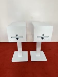 Support d'imprimante photo pour photomaton XINRUIJIA en métal avec alimentation CC, compatible avec les imprimantes <span class=keywords><strong>DNP</strong></span> <span class=keywords><strong>Rx1HS</strong></span> et Hiti 525L, plateau de couverture - Product Image 2