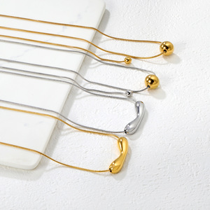 Collar con colgante de lágrima de acero inoxidable, joyería minimalista de moda en oro y plata para mujer, accesorio elegante para uso diario - Product Image 1