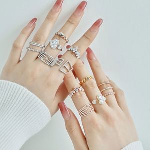 Anillo de Eternidad Minimalista Dylam, Chapado en Oro Rosa y Rodio, 1 mm, con Circonita Cúbica 5A, para Boda, Compromiso o Promesa - Product Image 2