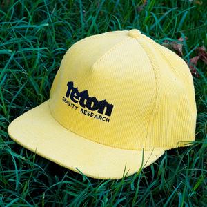 Casquettes structurées en velours côtelé Snapback personnalisées 5 panneaux avec logo brodé - Product Image 3