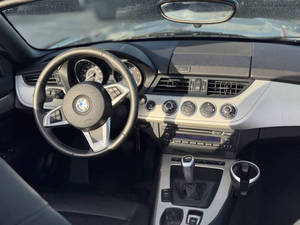 2011 Z4 SDrive30i 2 ประตู เปิดประทุน เบาะหนัง กล้องมองหลัง พวงมาลัยซ้าย ไฟหน้า LED ซันรูฟ จอสัมผัส III 8 - Product Image 6