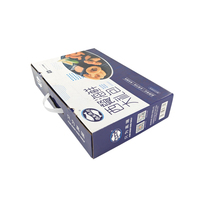 Caja de envío de cartón corrugado portátil de gran tamaño personalizada con mango de plástico Recubrimiento UV e impresiones de estampado