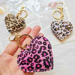 Best-Selling Leopard Print Heart-Shaped Alloy Plated Digital Printing Peach <b>Car</b> Pendant Bag Decoration Keychain - Product Image 3