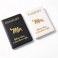 Ensemble de couvertures de passeport et d'étiquettes de bagages avec impression dorée Mr et Mme, porte-documents de voyage pour couple, étiquette de valise, cadeau de mariage