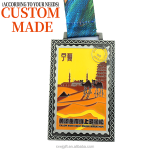 <span class=keywords><strong>Medalla</strong></span> deportiva de metal personalizada con chapado en oro y grabado - Product Image 2