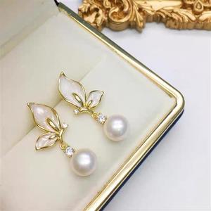 Nouvelles boucles d'oreilles en <span class=keywords><strong>perles</strong></span> d'eau douce avec aiguille en argent S925 pour femmes avec pendentif en zircon en forme de papillon en laiton pour les fêtes - Product Image 6