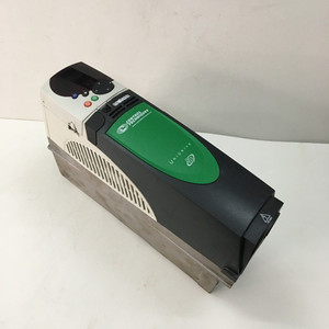 Nouveau module d'alimentation original en promotion, variateur de fréquence AC 7.5 PLC SP1406 - Product Image 5