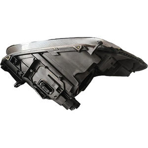 Faro LED para <span class=keywords><strong>Maserati</strong></span> GT 2013-2020 con Luces de Circulación Diurna Azules, Voltaje de 12V - Product Image 4