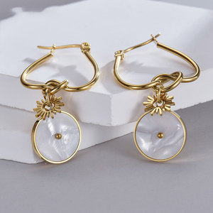 Joyería exclusiva PVD chapado en oro titanio acero nudo aro pendientes Sunburst encanto mar Concha colgante pendientes colgantes - Product Image 3