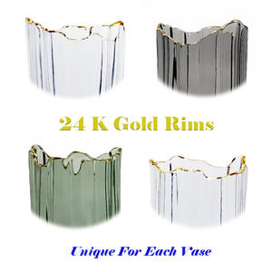 Jarrón de cristal con diseño único de llanta dorada, florero de arte, novedad - Product Image 6