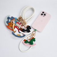Breloque de sac Cheval à Bascule Tendance en Cuir PU, Dragonne de Téléphone, Porte-clés Poney Mignon de Dessin Animé, Personnalisable