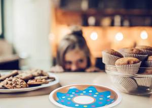 Platos de papel de donut dulce de estilo moderno directo de fábrica para fiesta de 1er cumpleaños Venta caliente 7,3 En - Product Image 2
