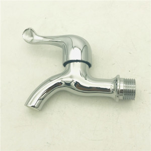 Robinet mural simple à 4 points de style Malaisie-Thaïlande, avec buse plate plaquée, durable, pour lavabo de buanderie - Product Image 2