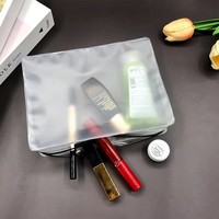 Sac cosmétique personnalisé OEM de marque EVERSTAR, en EVA translucide givré de 0,3 mm d'épaisseur, avec fermeture éclair et design anti-humidité imprimé en gravure