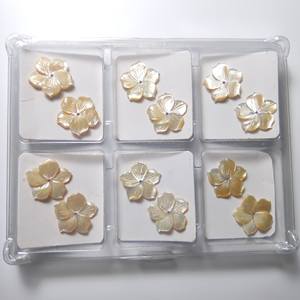 Shiny Natural Handcraft F6 Flower Shape Carved Golden MOP Loose Gemstone Semi-finished For Design - Product Image 5