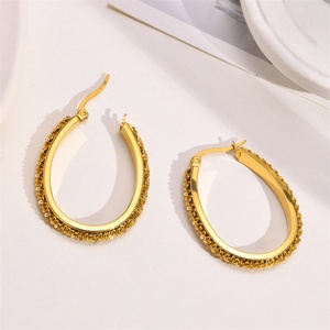 ต่างหูแฟชั่นทรงหยดน้ำ วัสดุสแตนเลสอย่างดี สำหรับผู้หญิง - Product Image 2